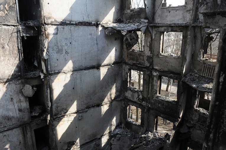 Ukraina: Rosjanie prowadzą zmasowany ostrzał Charkowa