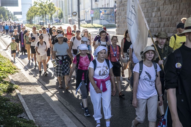 Zobaczcie ich radość. 2000 pielgrzymów WAPM ruszyło na Jasną Górę