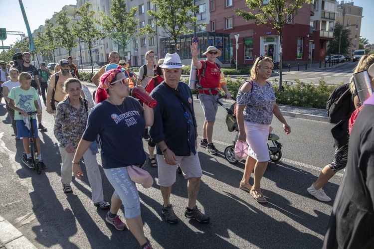 Zobaczcie ich radość. 2000 pielgrzymów WAPM ruszyło na Jasną Górę