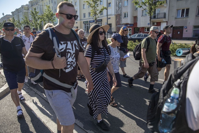 Zobaczcie ich radość. 2000 pielgrzymów WAPM ruszyło na Jasną Górę