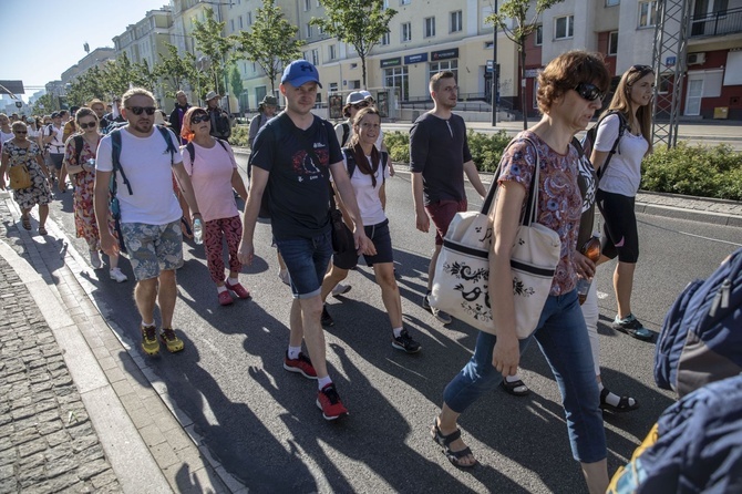 Zobaczcie ich radość. 2000 pielgrzymów WAPM ruszyło na Jasną Górę