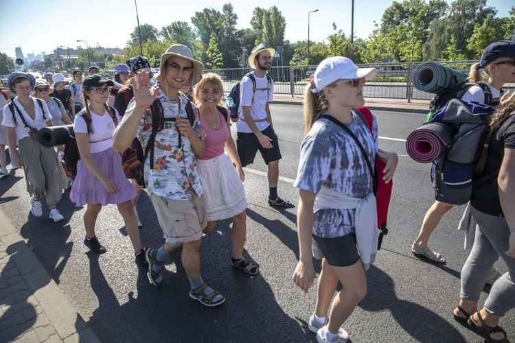 Zobaczcie ich radość. 2000 pielgrzymów WAPM ruszyło na Jasną Górę