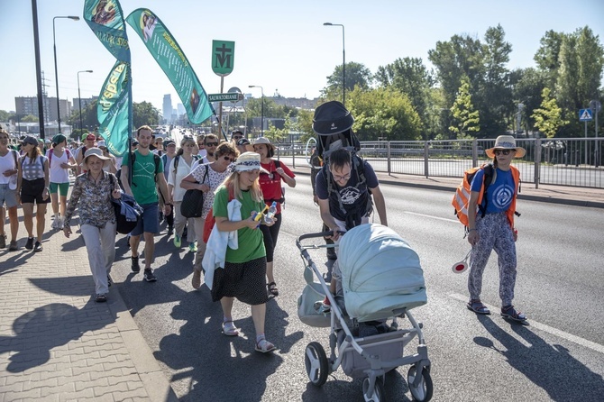 Zobaczcie ich radość. 2000 pielgrzymów WAPM ruszyło na Jasną Górę