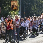 300 pielgrzymów na wózkach i ich opiekunów. 31. Pielgrzymka Osób Niepełnosprawnych