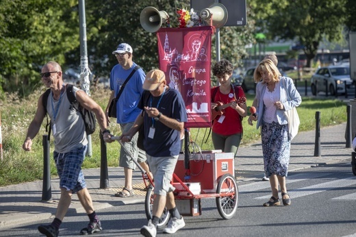 300 pielgrzymów na wózkach i ich opiekunów. 31. Pielgrzymka Osób Niepełnosprawnych