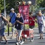 300 pielgrzymów na wózkach i ich opiekunów. 31. Pielgrzymka Osób Niepełnosprawnych