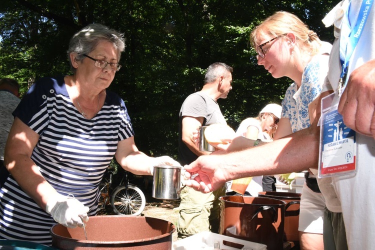 45. Piesza Pielgrzymka Rzeszowska w Przecławiu