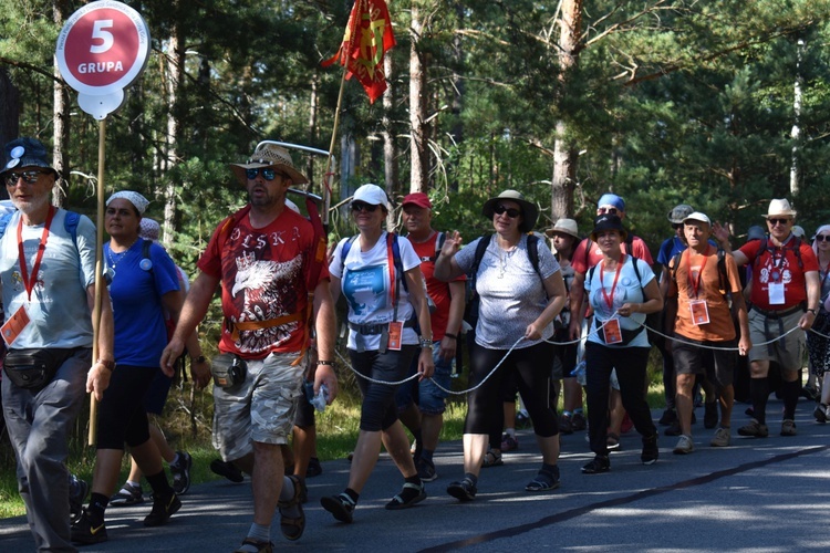 XIX PPDŚ - Dzień V - Z Popielowa do Murowa