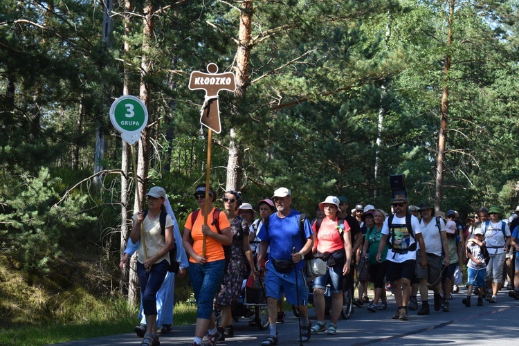 XIX PPDŚ - Dzień V - Z Popielowa do Murowa