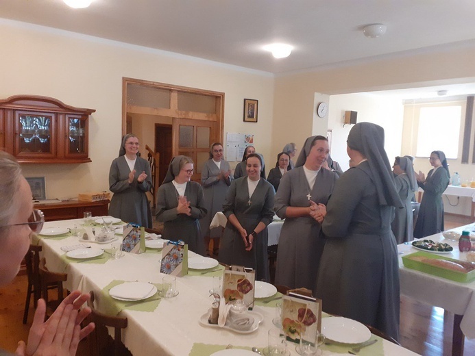 Pieszyce. Salezjanki świętując jubileusz, złożyły profesję