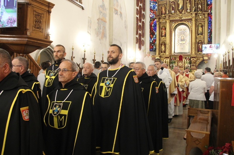 Nowy Sącz. Poświęcenie przemienionej bazyliki