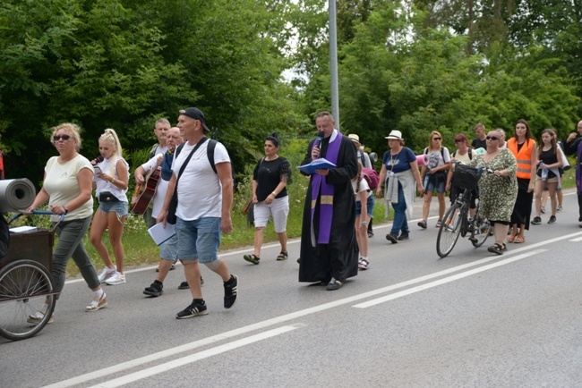 Z Radomia wyruszyła piesza pielgrzymka na Jasną Górę