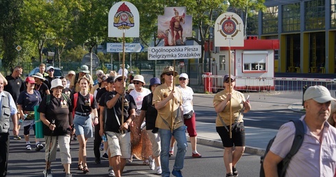 Idźcie i leczcie innych modlitwą. Warszawsko-Praska Pielgrzymka Piesza wędruje do Maryi