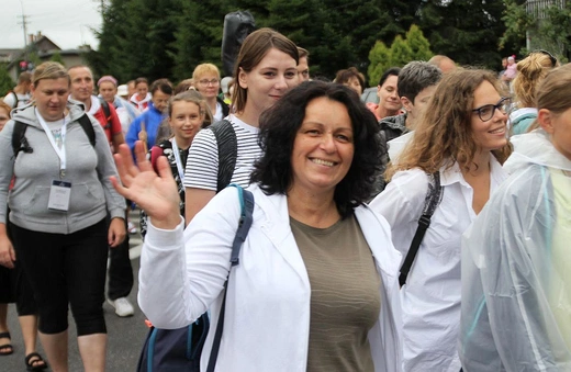Grupa 2 z ks. Adamem Wandzlem - z Wilamowic na Jasną Górę 2022