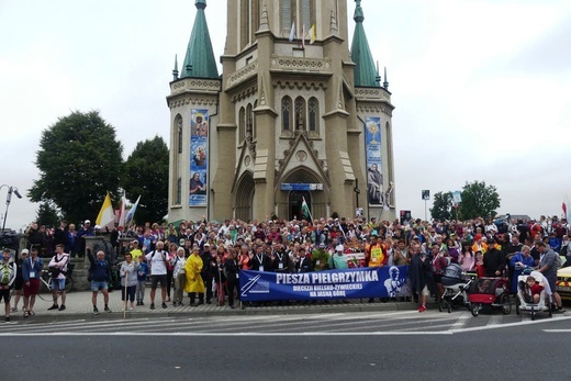 Piknik pielgrzymów jasnogórskich u św. Józefa Bilczewskiego w Wilamowicach - 2022