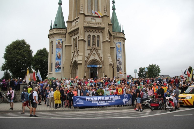 Piknik pielgrzymów jasnogórskich u św. Józefa Bilczewskiego w Wilamowicach - 2022