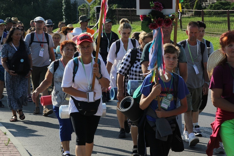 Fotorelacja z pielgrzymki - Dzień 3 - Kolumna stalowowolska