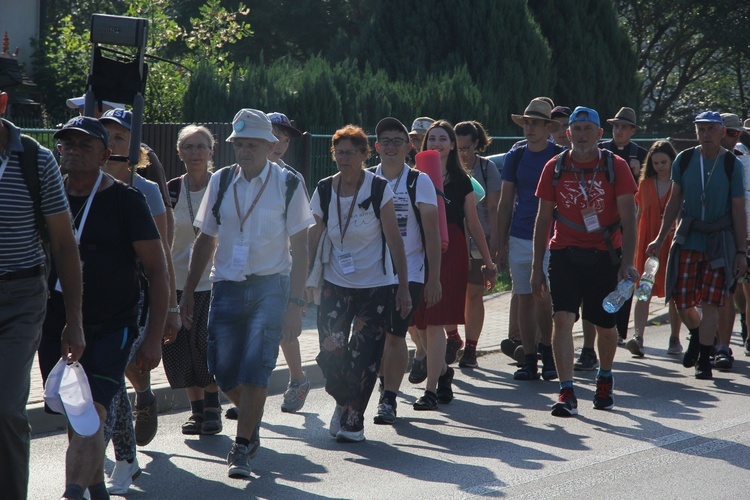 Fotorelacja z pielgrzymki - Dzień 3 - Kolumna stalowowolska