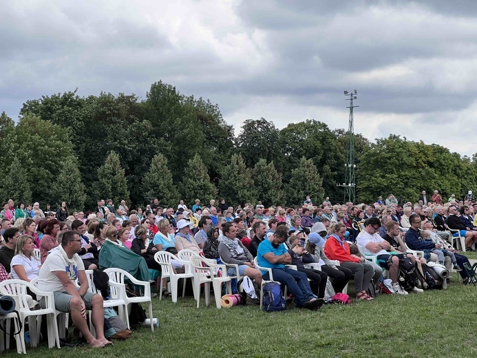 Rybnicka pielgrzymka - wejście na Jasną Górę