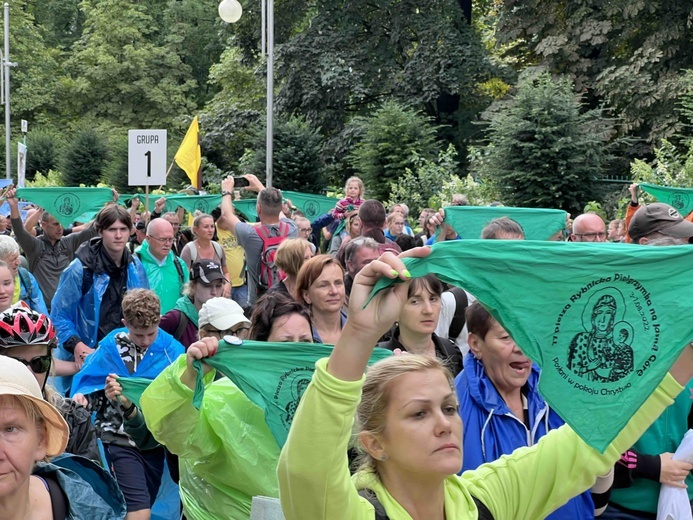 Rybnicka pielgrzymka - wejście na Jasną Górę