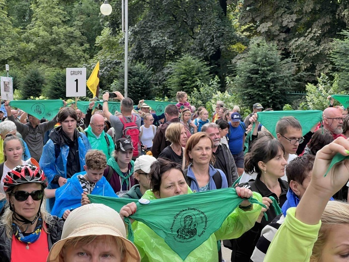 Rybnicka pielgrzymka - wejście na Jasną Górę