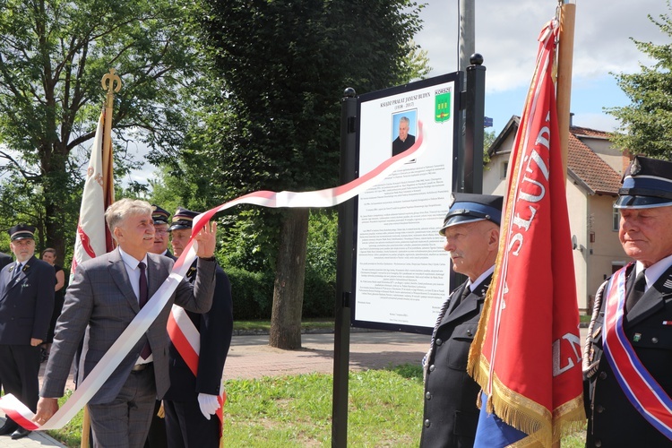 Korsze. Uroczyste otwarcie ulicy ks. Janusza Budyna