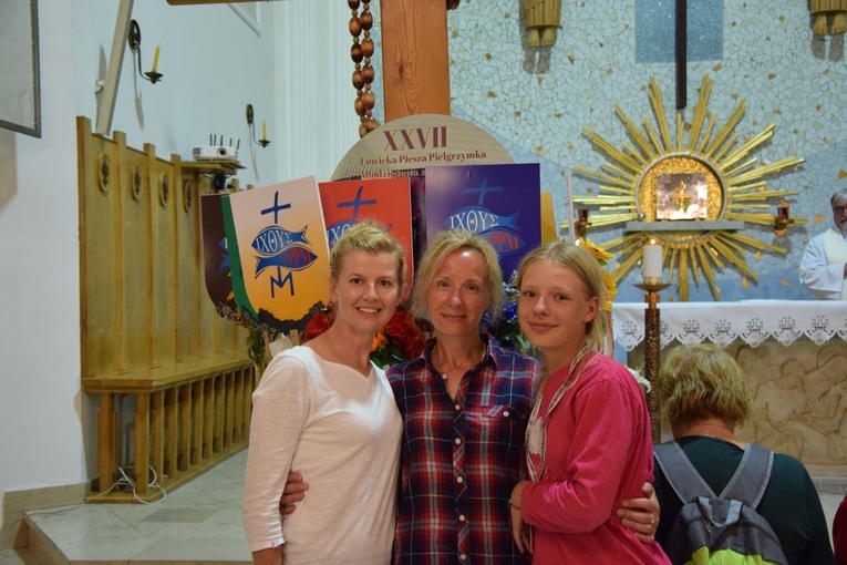 XXVII ŁPPM - dzień 2. - adoracja i apel