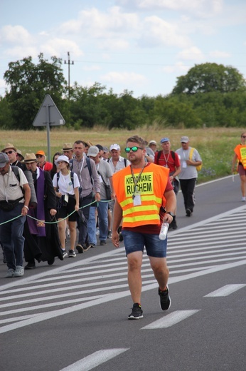 Fotorelacja z pielgrzymki - Dzień 4 - Kolumna stalowowolska