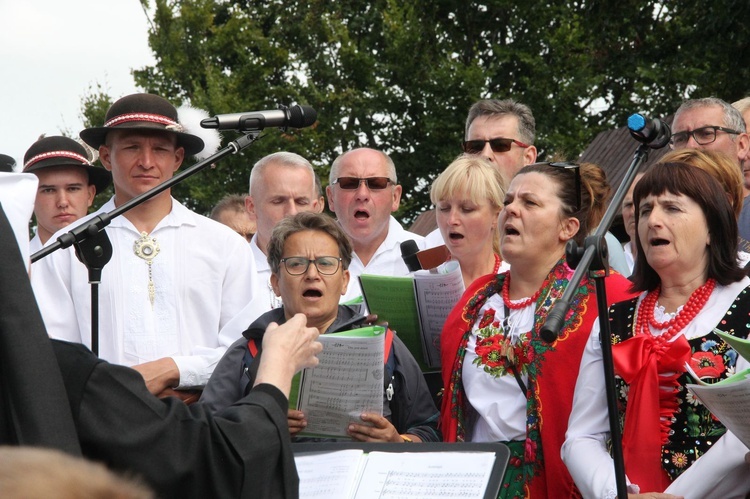 Tylmanowa. Jubileuszowa Msza na Błyszczu