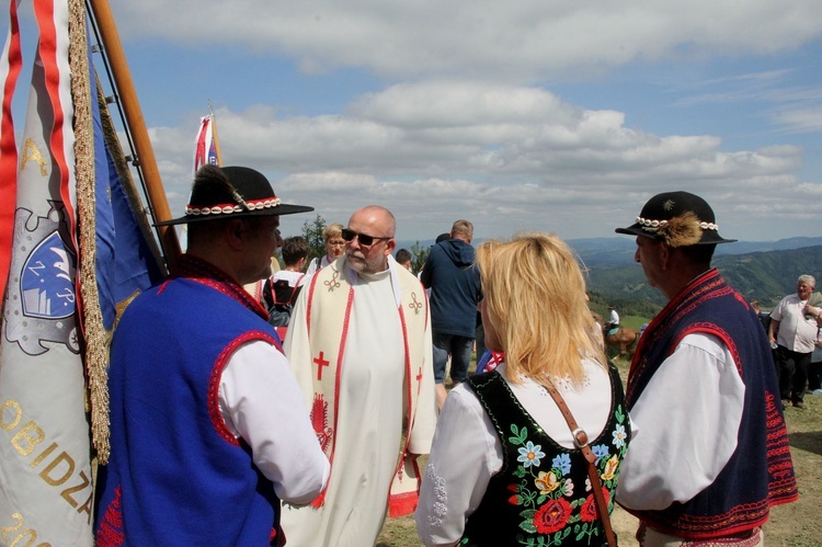 Tylmanowa. Jubileuszowa Msza na Błyszczu