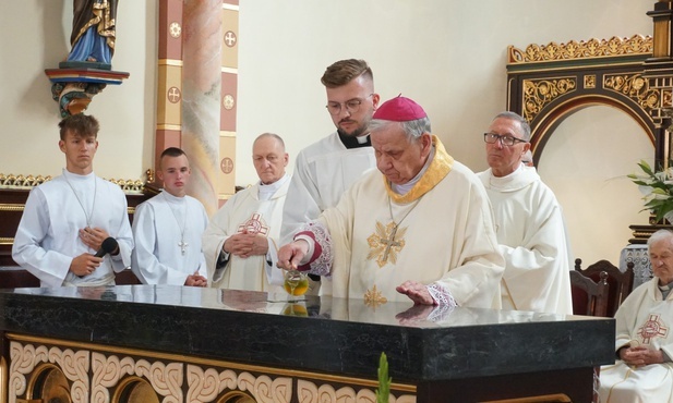 Dopełnienie po 111 latach od budowy