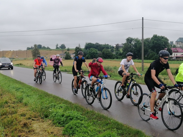 III rowerowa pielgrzymka z Kąclowej na Jasną Górę