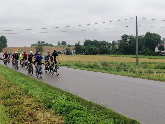 III rowerowa pielgrzymka z Kąclowej na Jasną Górę