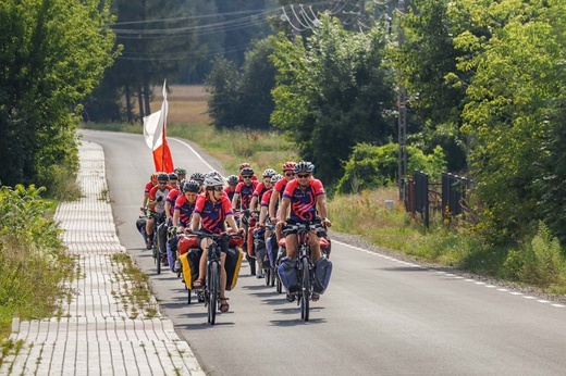 ​NINIWA Team mknie na północ - pierwszy tysiąc kilometrów i trzy kraje już za nimi