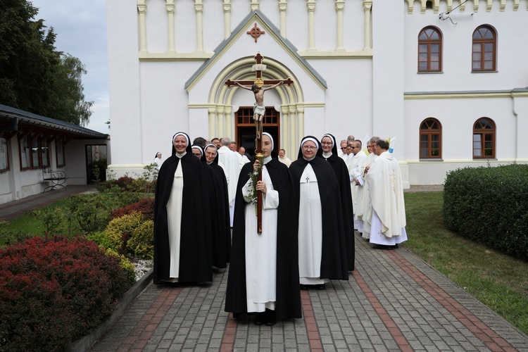 Śluby wieczyste sióstr dominikanek 