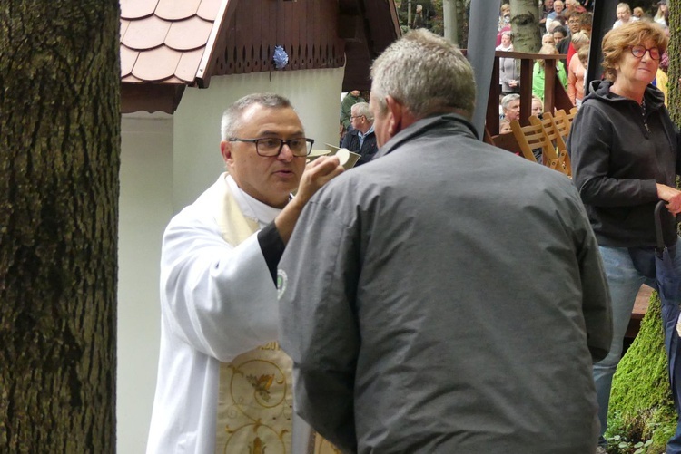 W "bukowej bazylice" na Trzonce - odpust ku czci Matki Bożej Śnieżnej 2022