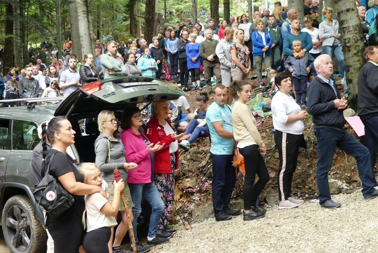 W "bukowej bazylice" na Trzonce - odpust ku czci Matki Bożej Śnieżnej 2022