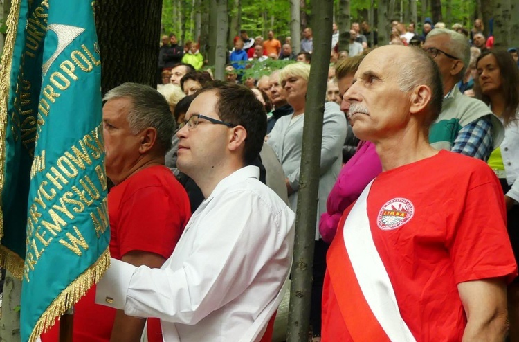 W "bukowej bazylice" na Trzonce - odpust ku czci Matki Bożej Śnieżnej 2022