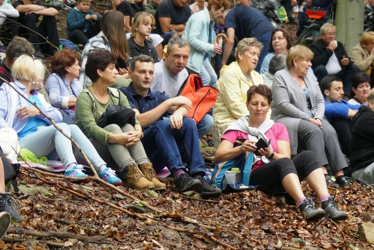 W "bukowej bazylice" na Trzonce - odpust ku czci Matki Bożej Śnieżnej 2022