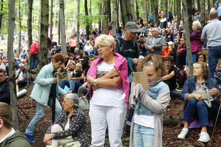 W "bukowej bazylice" na Trzonce - odpust ku czci Matki Bożej Śnieżnej 2022