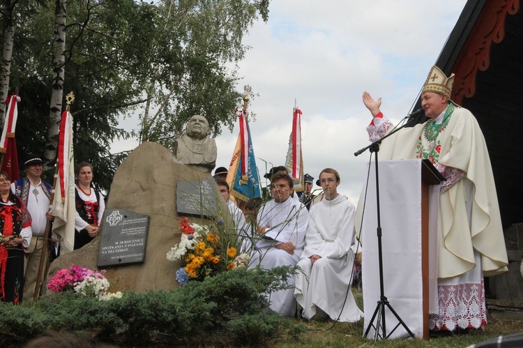 Ołtarz na Błyszczu połączył oazowiczów, górali, ludzi z całej Polski... niebo z ziemią