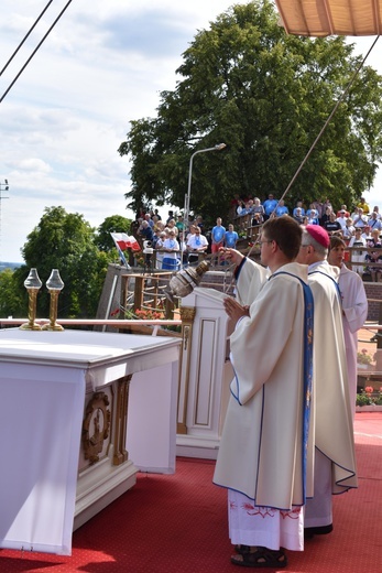 XIX PPDŚ. Ostatni etap i wejście na Jasną Górę