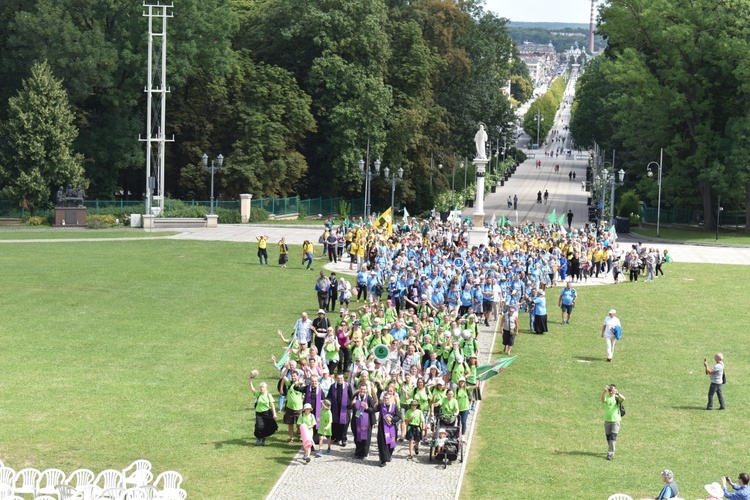 XIX PPDŚ. Ostatni etap i wejście na Jasną Górę