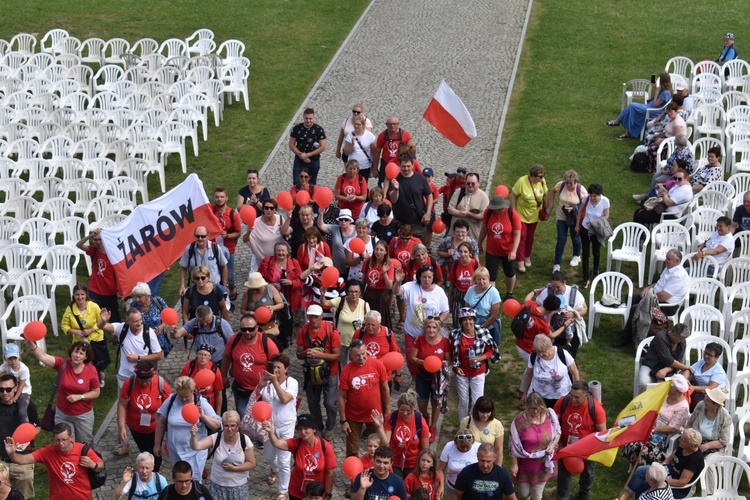 XIX PPDŚ. Ostatni etap i wejście na Jasną Górę