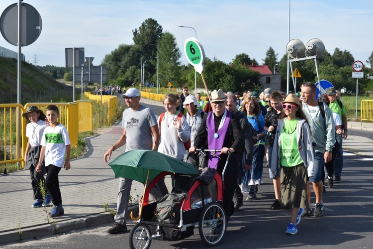 XIX PPDŚ. Ostatni etap i wejście na Jasną Górę