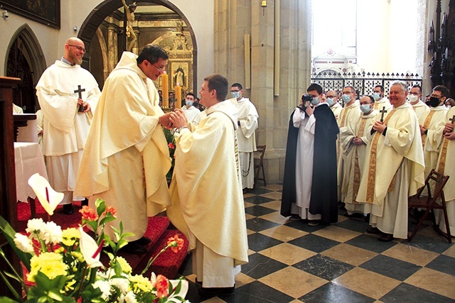 	Obrzęd rozesłania na rozpoczęcie dominikańskiego jubileuszu.