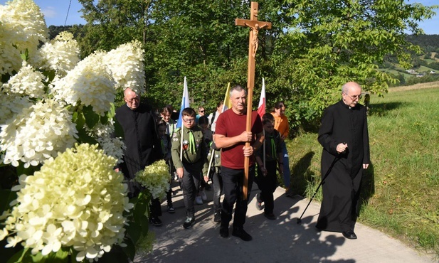 Razem ze świeckimi modlili się też duszpasterze zaangażowani w apostolstwo trzeźwości.