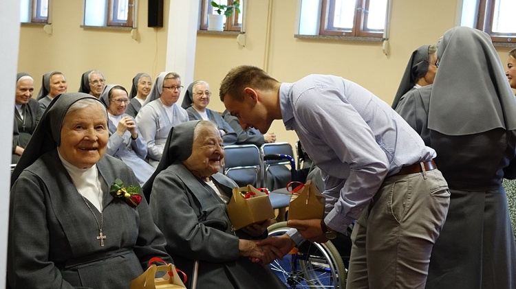 Jubileusz 150-lecia sióstr salezjanek w Pieszycach