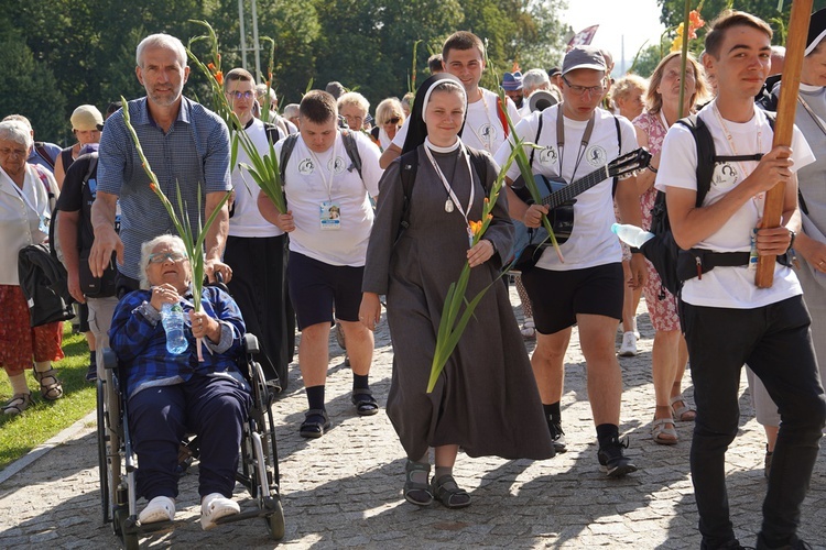 PPW 2022 - dzień 9. (Częstochowa Kawodrza-Jasna Góra) - część 3