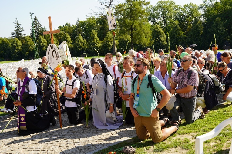 PPW 2022 - dzień 9. (Częstochowa Kawodrza-Jasna Góra) - część 3